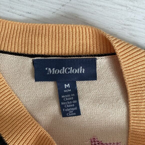 ModCloth Womens Dancing Embroidered Cardigan Sweater Size Medium Cotton Blend - Picture 9 of 10